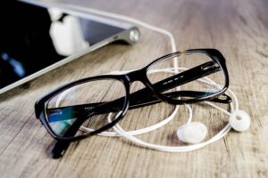 modne okulary przeciwsłoneczne gwiazd